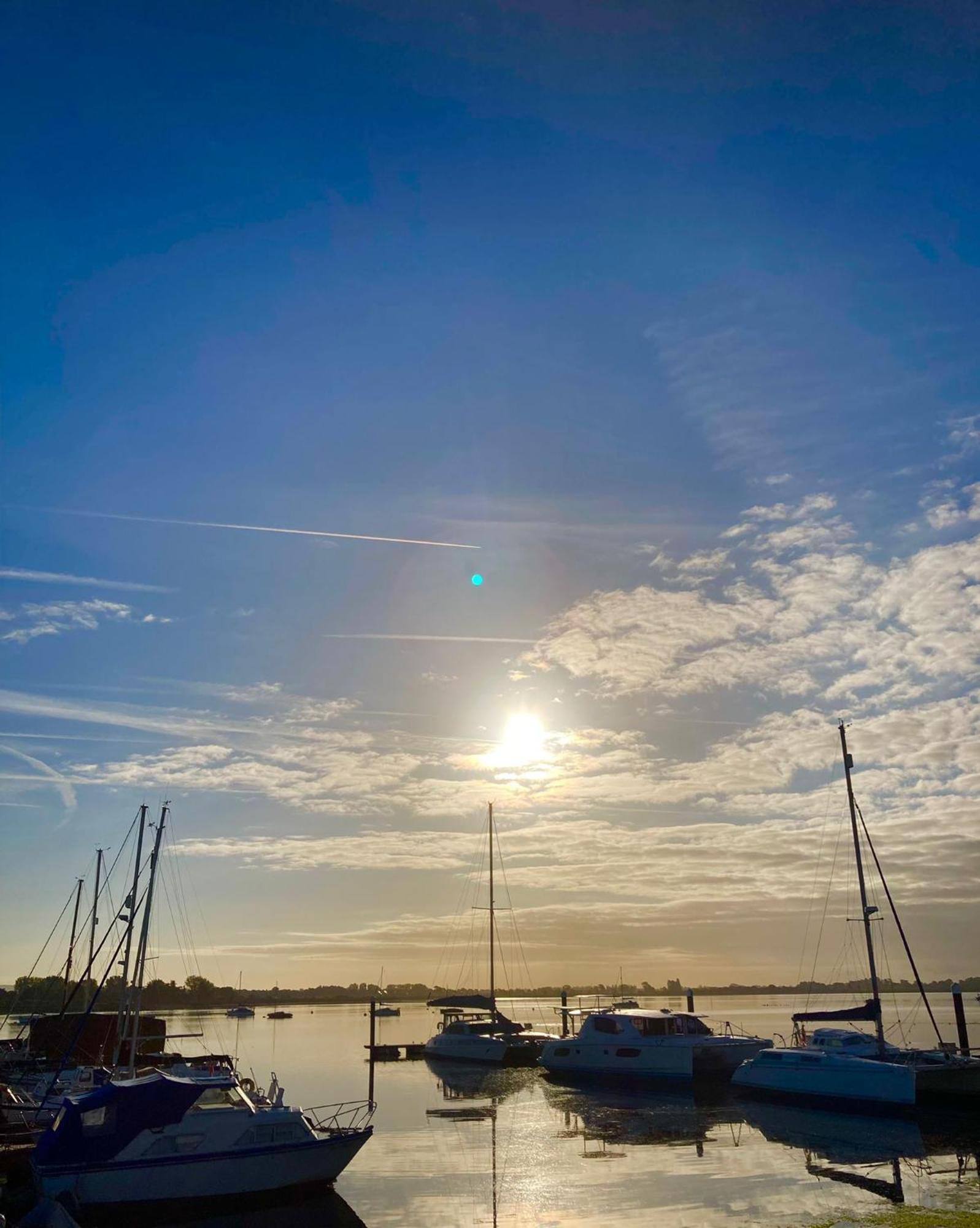 Sea Breeze Ark 900 Hotel Emsworth Exterior photo